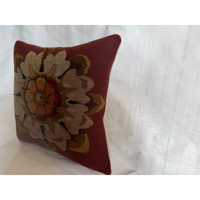 French 18th Century French Aubusson Floral Medallion Pillow For Sale - Image 3 of 7