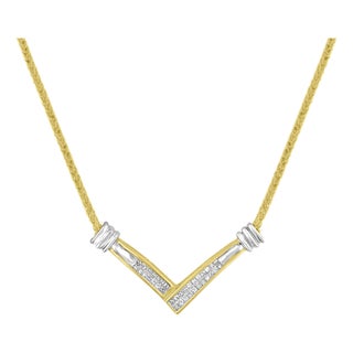 14K Yellow and White Gold 1/4 Cttw Princess Cut Diamond Channel-Set “V” Shape 18" Pendant Necklace (H-I Color, SI2-I1 Clarity) For Sale
