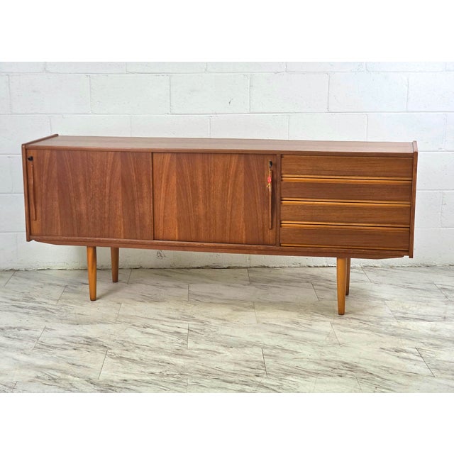 1960s 1960s Danish Teak Credenza in the Manner of Omann Jun for Prins Møbler For Sale - Image 5 of 9