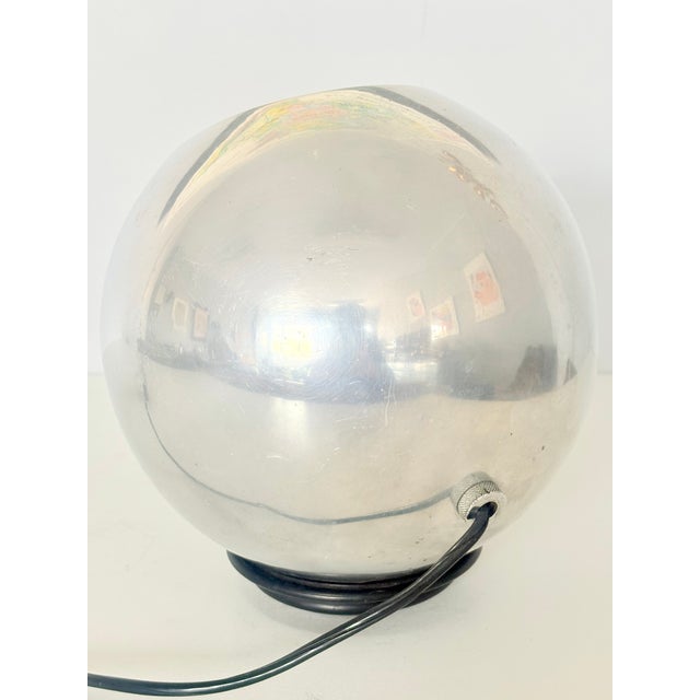 Swivel table lamp Model 586 in steel By Gino Sarfatti Arteluce edition Designed in 1962 H22 x Diam20 cm I have official...