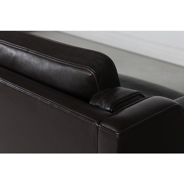 Model 2212 Sofa in Dark Mocha Leather by Børge Mogensen for Fredericia Stolefabrik, 1970s For Sale - Image 11 of 17