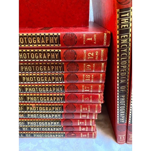 1960s Mid Century 1963 Set of 18 the Encyclopedia of Photography For Sale - Image 5 of 13