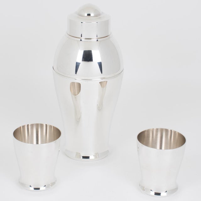 Metal 1940s Saint Medard Art Deco Silver Plate Baby Cocktail Shaker and One-shot Glasses - 3 pcs with Case For Sale - Image 7 of 17