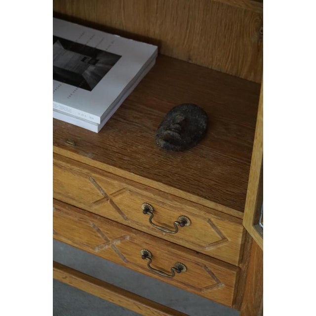 Brown Mid-Century Danish Modern Oak Display Cabinet with Leaded Glass, 1960s For Sale - Image 8 of 10