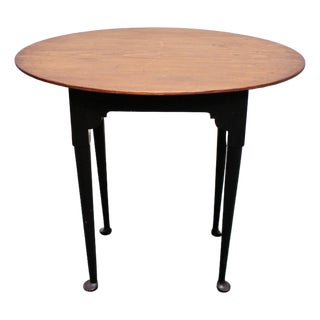 Vintage Queen Anne Style Oval Top Tea Table For Sale