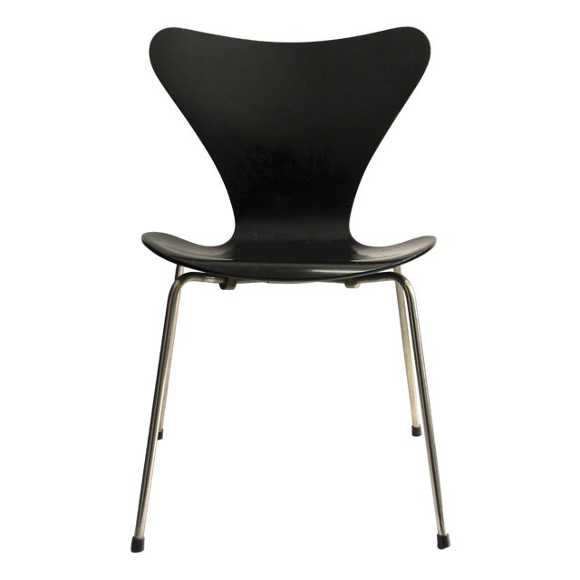 3107 Black Chair by Arne Jacobsen for Fritz Hansen For Sale