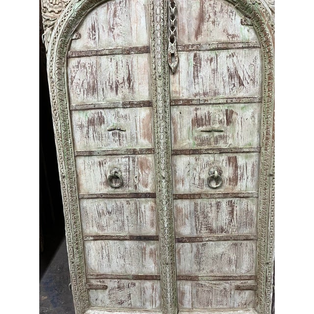 1920s Antique Indian Jharokha Terrace Window | Distressed Green Hand-Carved Wall Decor 62x37 For Sale - Image 5 of 6