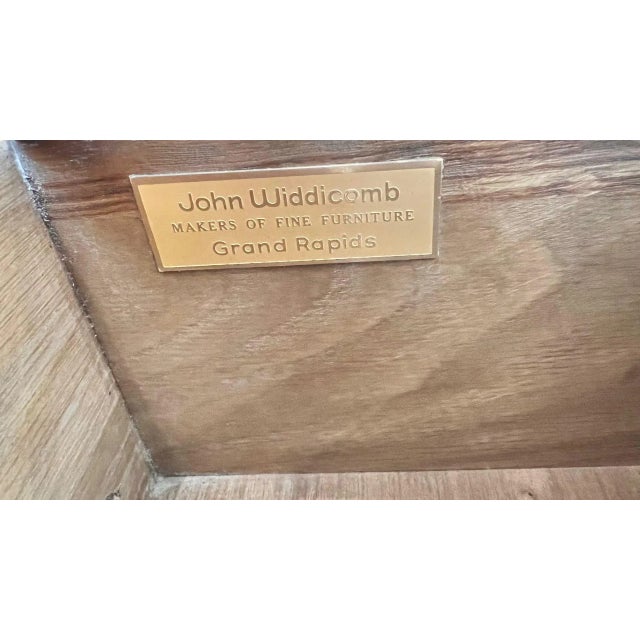 1970s John Widdicomb Black Lacquered Credenza With Brass Hardware For Sale - Image 14 of 14