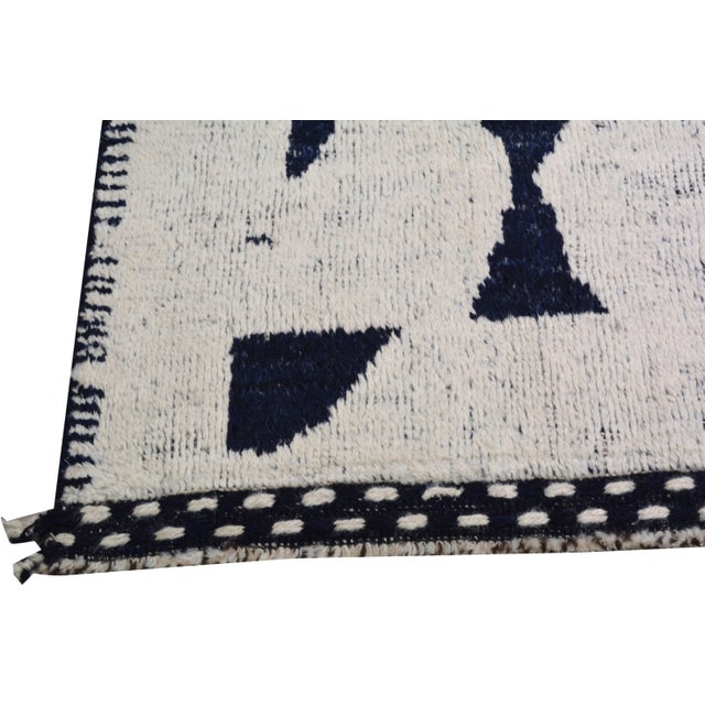 Moroccan Hand Knotted Wool Rug, 10'7"x14'4" For Sale - Image 4 of 6