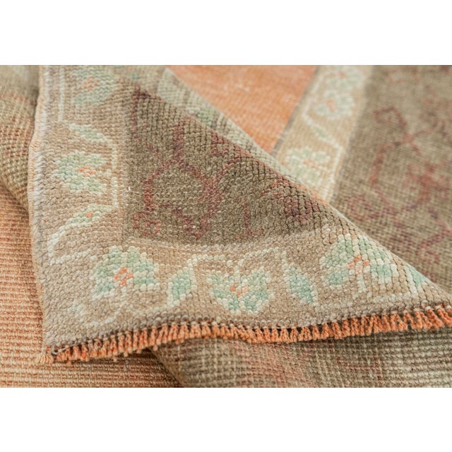 Turkish Vintage Rug 4' x 7'3" #21002 For Sale In Houston - Image 6 of 8