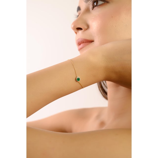 Oval Cut Natural Emerald Chain Bracelet With Diamonds in 14k Solid Yellow Gold For Sale - Image 11 of 17