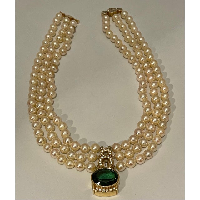 18Ct Green Tourmaline & 2.5Ct Diamond Necklace 14 KY Gold & Triple Pearl Layers For Sale In New York - Image 6 of 18