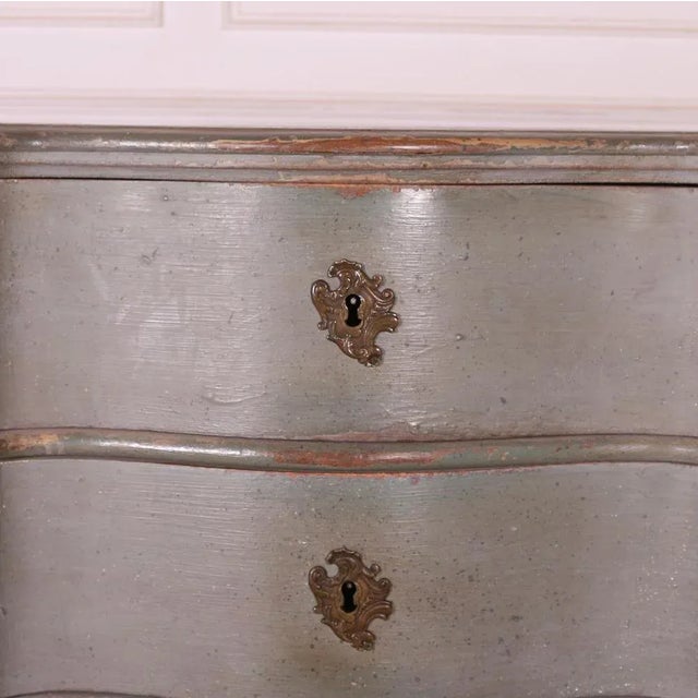 Danish Serpentine Front Painted Oak Commode with 4 Drawers, 18th Century For Sale - Image 5 of 11