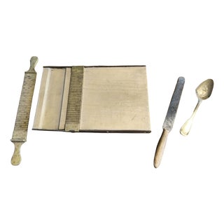 Pharmacy Tools Medicine Maker, 1890s, Set of 4 For Sale