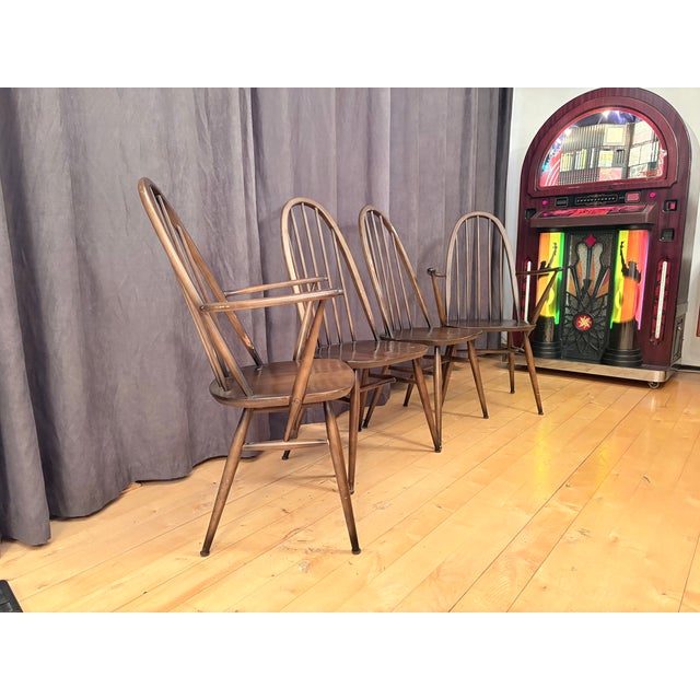 Set of four "Quaker Windsor" chairs, model 365.2 and model 365A, designed by Lucian Ercolani for Ercol, 1960s. In good...