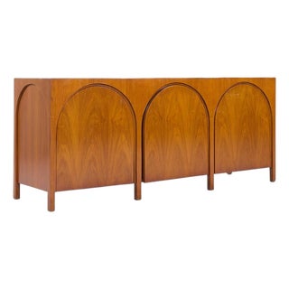 t.h. Robsjohn-Gibbings for Widdicomb Mid Century Walnut Colosseum Credenza For Sale