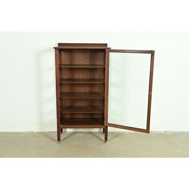 Early 20th Century Limbert Style Antique Mission Oak Arts & Crafts Bookcase or China Cabinet, Circa 1910 For Sale - Image 5 of 10
