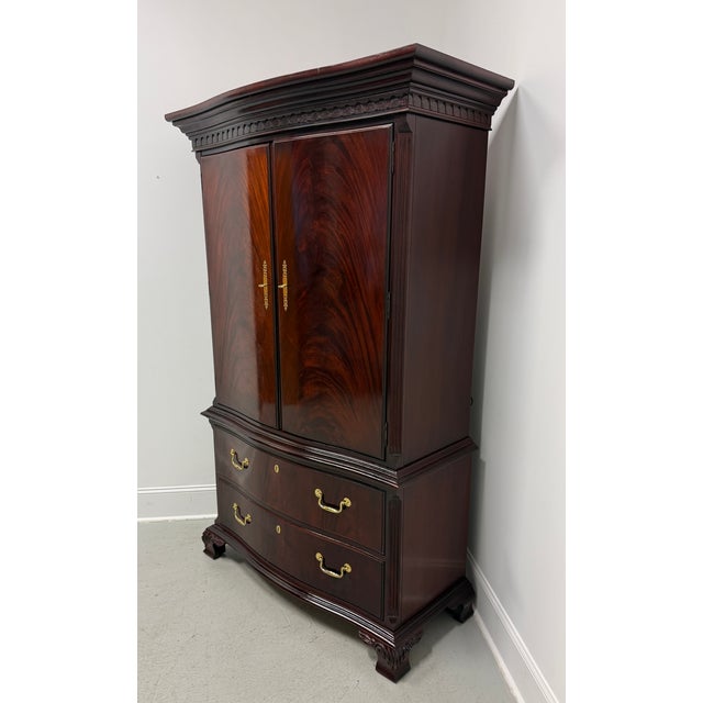 Chippendale Thomasville Mahogany Chippendale Style Armoire / Linen Press For Sale - Image 3 of 16