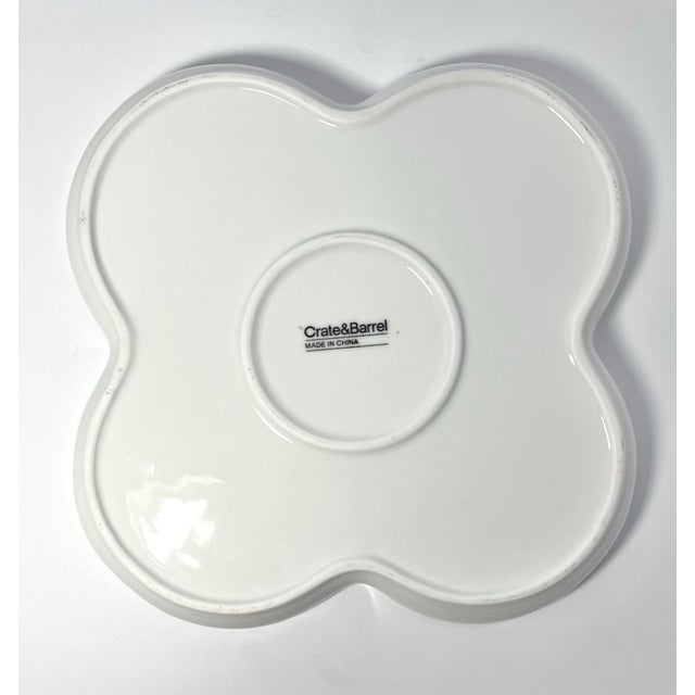 Crate & Barrel 5-Piece White Porcelain Tray & Dipping Sauce Appetizer Bowls For Sale In Dallas - Image 6 of 10