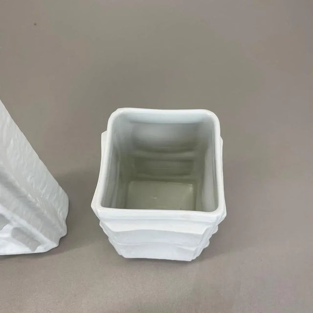 Op Art Vases by Martin Freyer for Rosenthal, Germany, 1970s, Set of 2 For Sale - Image 14 of 18