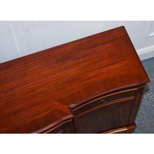 Vintage Serpentine Bow Front Sideboard with Drawers & Cupboard from Wade Furniture For Sale - Image 13 of 18