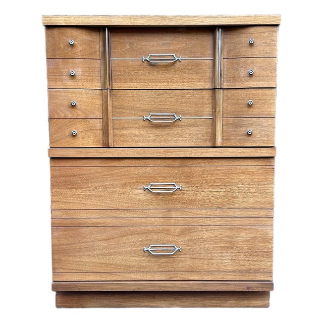 Mid-Century Modern Highboy Dresser – Excellent Condition For Sale