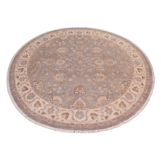 Boho Chic Ziegler Gray/Ivory Wool Round Rug- 9'10'' X 10'1'' For Sale - Image 10 of 10