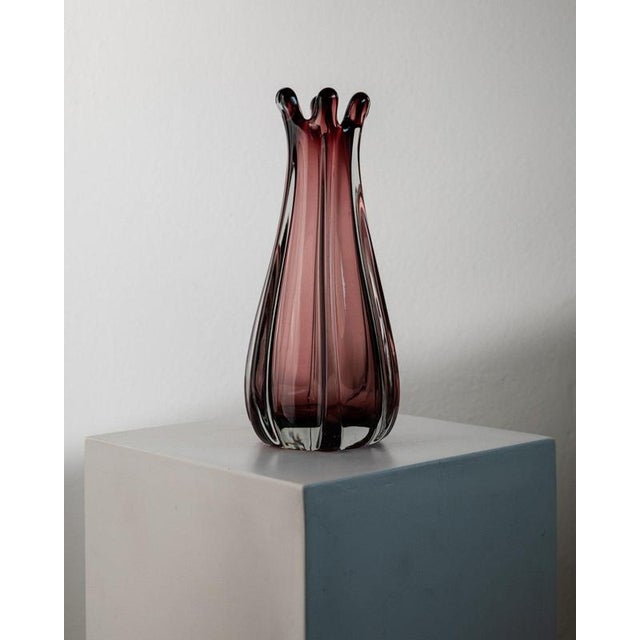 Vintage Italian Murano Glass Vase in Berry Tone, 1960s For Sale - Image 5 of 11