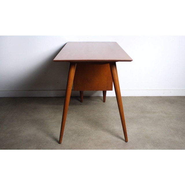 1960s Danish Modern Paul McCobb for Planner Group Tanker Desk For Sale - Image 4 of 6