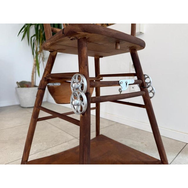 Brown Farmhouse Children's Armchair in Wood For Sale - Image 8 of 12