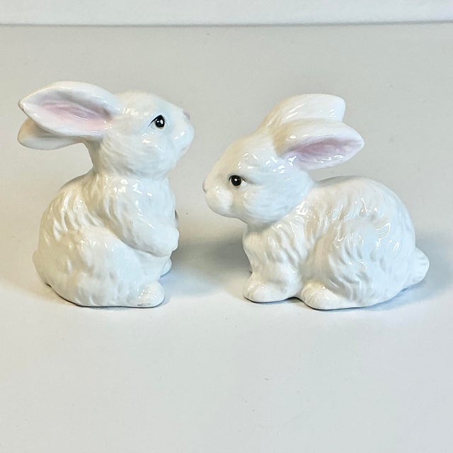 1950s Vintage Boho Chic Arts & Crafts Ceramic Bunny Figural - A Pair, Easter. For Sale - Image 9 of 15