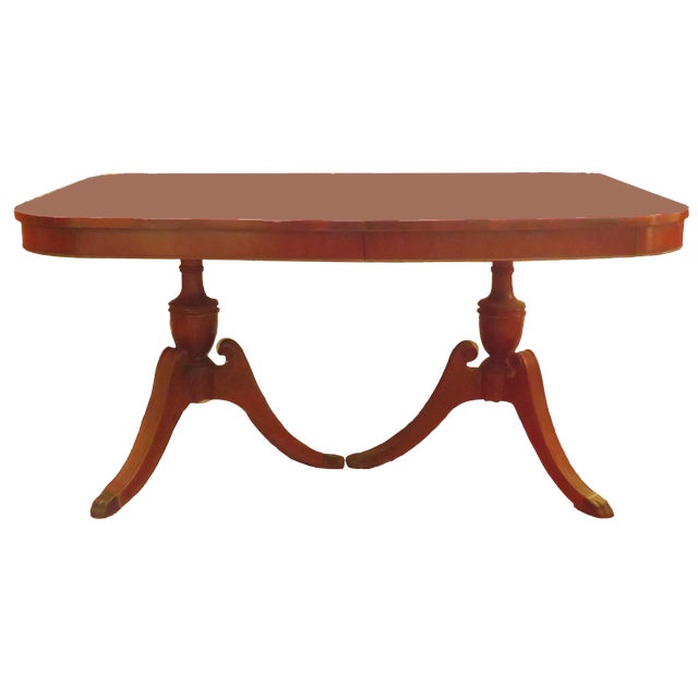 Lovely Thomasville vintage mahogany table in the Regency / Duncan Phyfe tradition. Rectangular top with curved corners,...