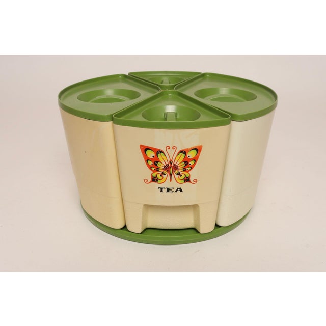 1970s Vintage Sterilite Four Piece Canister Set With Lazy Susan Base in Cream and Green Plastic With Butterfly Motif For Sale - Image 5 of 17