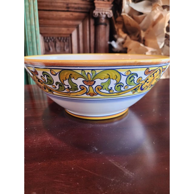 1990s Deruta Serving Bowl For Sale - Image 5 of 5