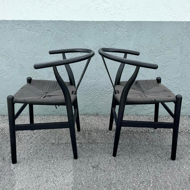Mid-Century Modern Vintage Weave Wishbone Dining Chairs - Set of 6 For Sale - Image 3 of 11