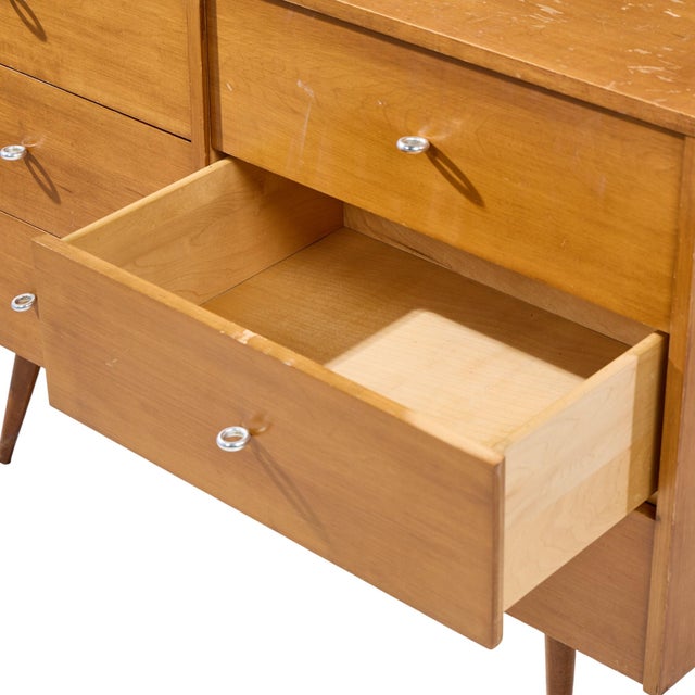 Paul McCobb for Planner Group Mid Century 6 Drawer Lowboy Dresser - Pair For Sale - Image 9 of 17