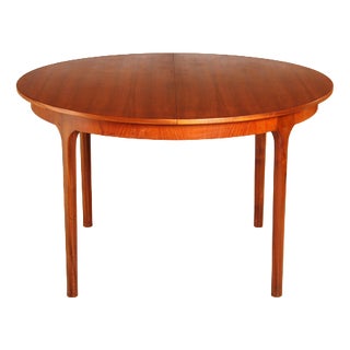 Mid-Century Round Extending Teak Dining Table from McIntosh, 1960s For Sale