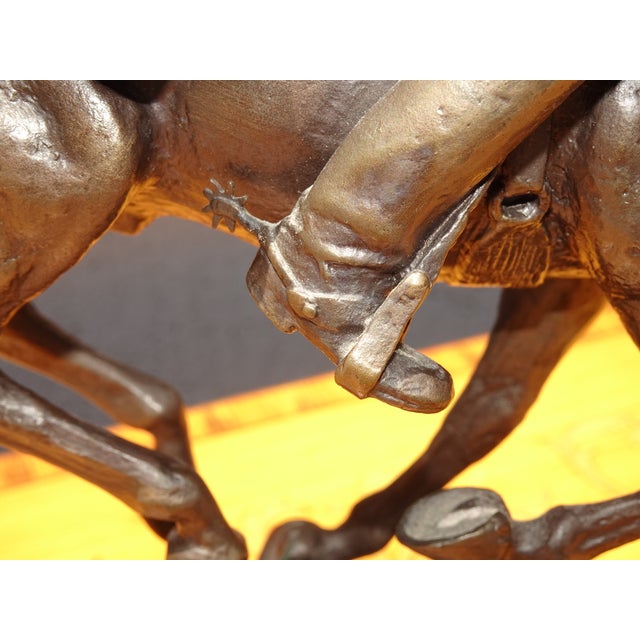 Lh21 Vintage Wells Fargo Bronze Statue "Lightning Line Rider Cowboy Gallop Horse For Sale - Image 12 of 12