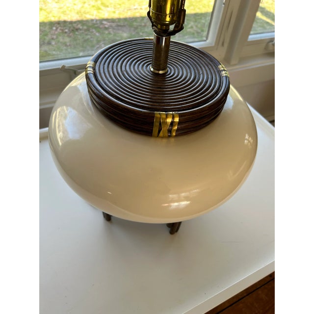 Hollywood Regency 70's Automax Ny 11418 Hollywood Regency Asian Style Porcelain Table Lamp For Sale - Image 3 of 7