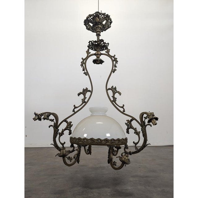 Opaline Chandelier from the Napoleon III, in Very Good conditions. Up to 250V (Europe/UK Standard).The wiring of this item...