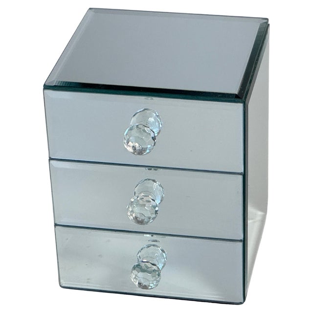 French Clear Mirrored Decorative Jewelry Box, 1940s For Sale - Image 10 of 10