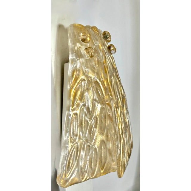 1960s Single Murano Glass Clear & Gold Leaf Wall Sconce For Sale - Image 5 of 12