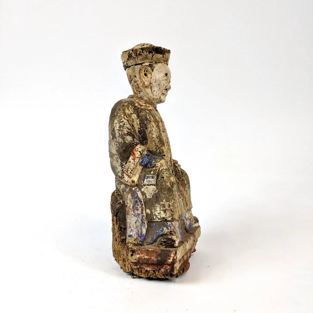 Mid 18th Century 18th Century Chinese Wooden Figurine of an Official For Sale - Image 5 of 6