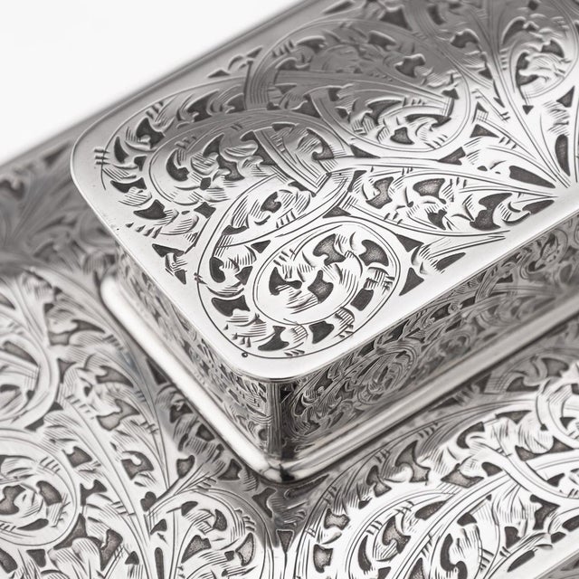 American Silver 3-Tier Cigar Box from Tiffany & Co., 1920s For Sale - Image 15 of 18