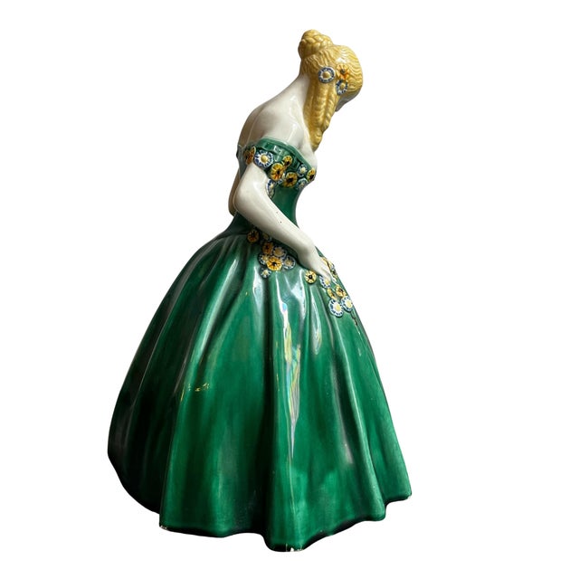 Crinoline Lady with Flower Garland by Michael Powolny for Wiener Keramik, 1910-12 For Sale - Image 5 of 9