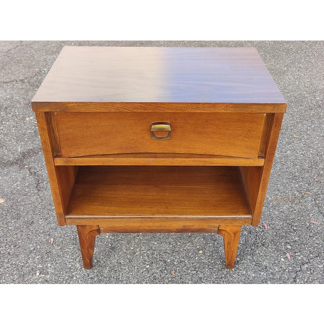 Mid 20th Century Mid Century Modern Vintage Walnut Nightstand For Sale - Image 4 of 10