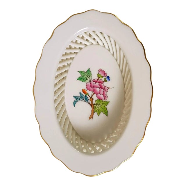 Herend Oval Basket Queen Victoria 7380 Va Mini Porcelain Open Lattice Chinoiserie Decor Tiny Hungarian Ceramic Pottery Grandmillenial Decor For Sale