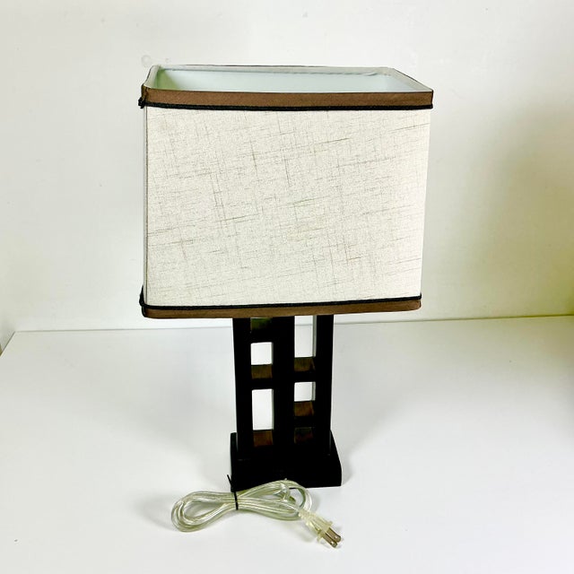 1990s 1990s Vintage Asian Chinoiserie Boho Chic Wood Accent Table Lamp. For Sale - Image 5 of 13