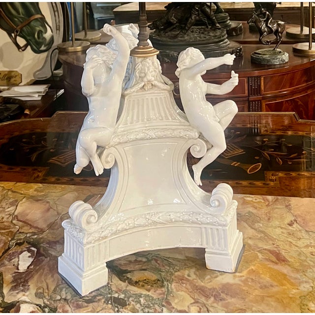 Mid-20th Century Italian Splendor Porcelain Cherub Lamp – Hollywood Regency / Italian Neoclassical Putti Table Lamp For Sale In Los Angeles - Image 6 of 13