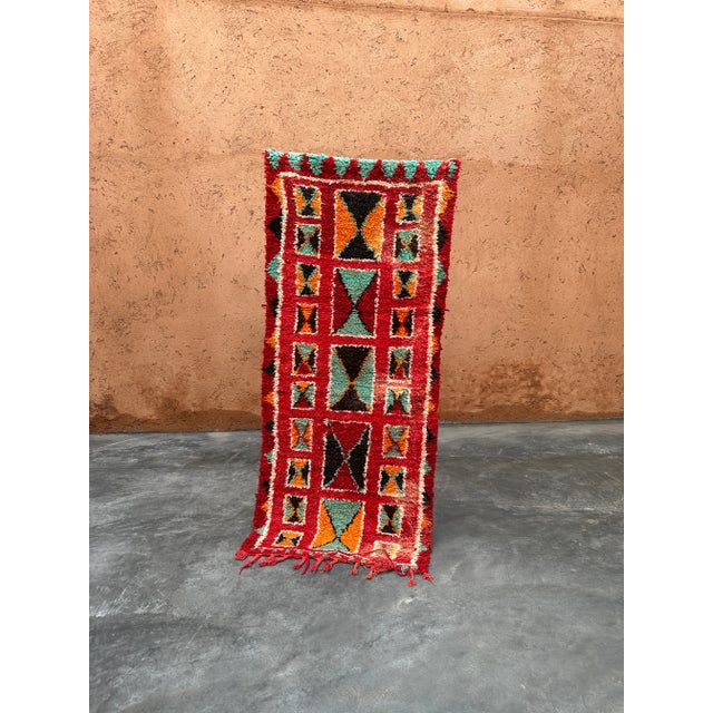 Everyone strives to achieve the perfect home decoration that can be flaunted to relatives and in the same time, be a...